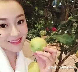 吃瓜女头像 图文,揭秘“吃瓜女”头像背后的网络文化现象